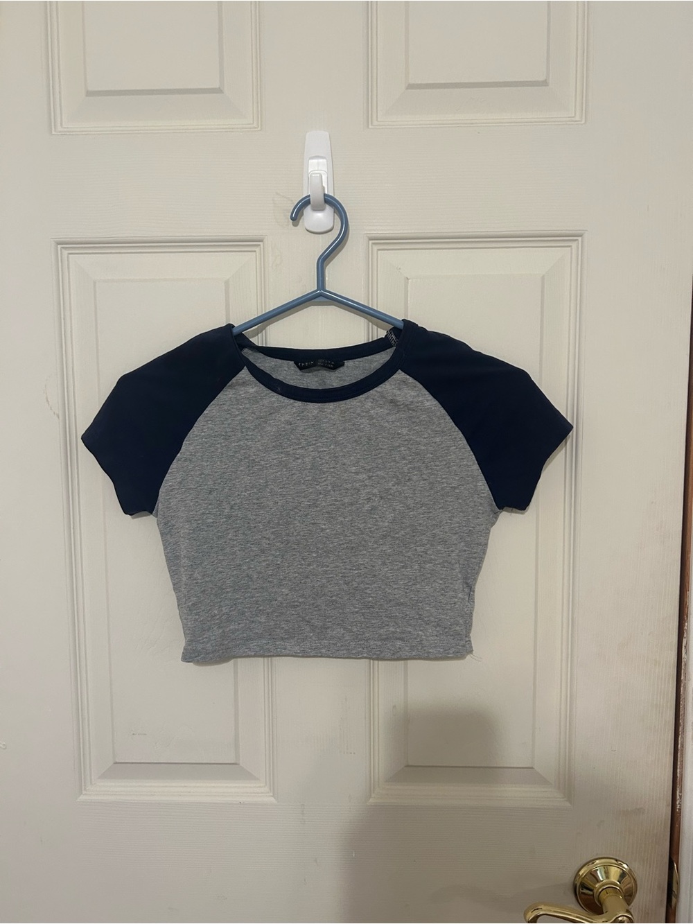Grey & Navy Raglan Crop Top - Kids